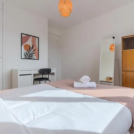 Appartement 3 Bedroom Near Chu And Center