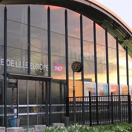 3 Bedroom Near Chu And Center