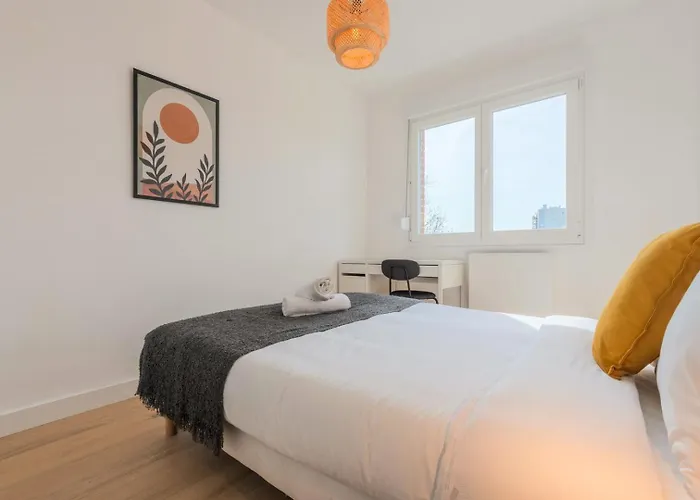 3 Bedroom Near Chu And Center Apartamento